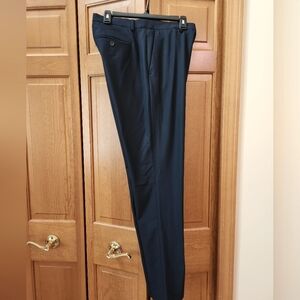 Men's Navy Blue Calvin Klein Infinate Pants, 32X32